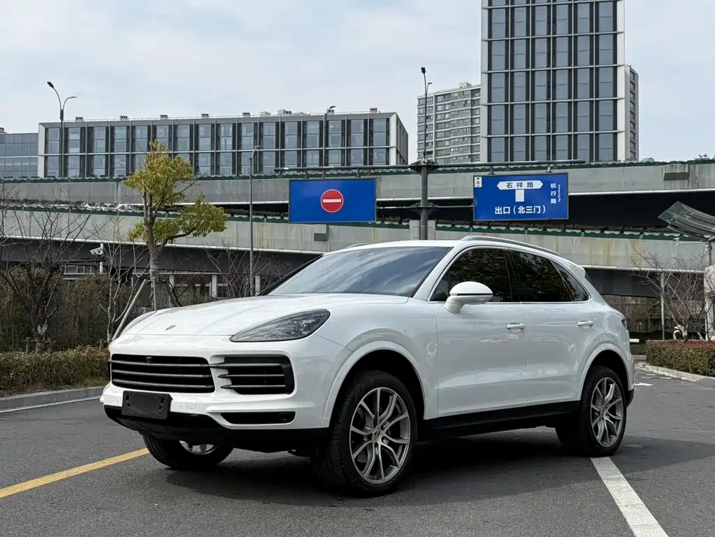 Купить Porsche Cayenne