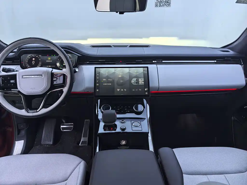Land Rover Sport PHEV — миниатюра 9