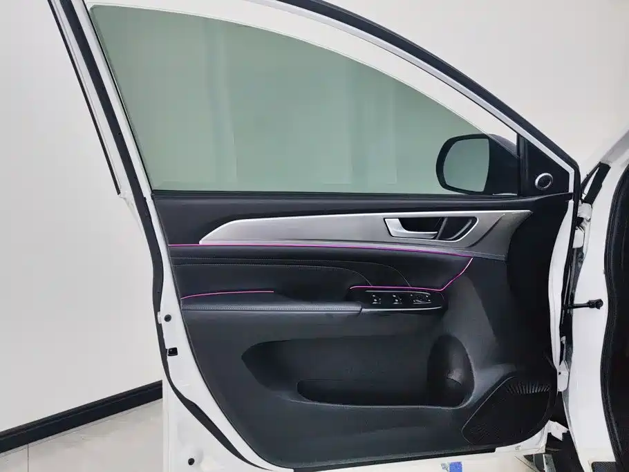 Haval M6 — миниатюра 7