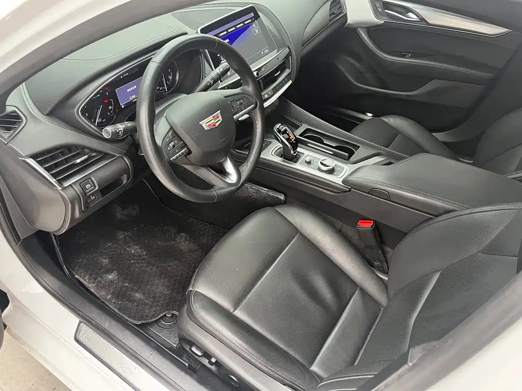 Cadillac CT5 — миниатюра 8