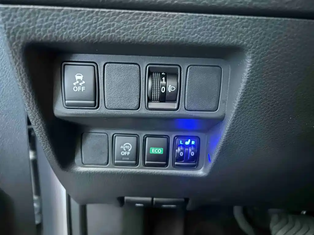 Nissan Qashqai — миниатюра 10