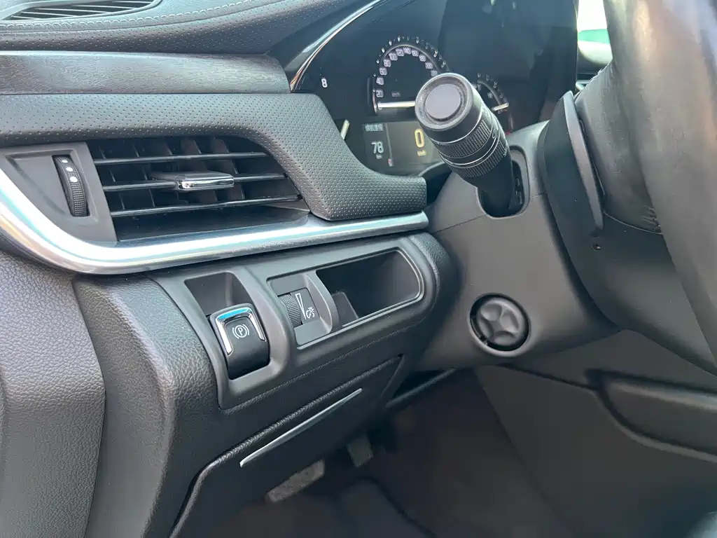 Cadillac XTS — миниатюра 15