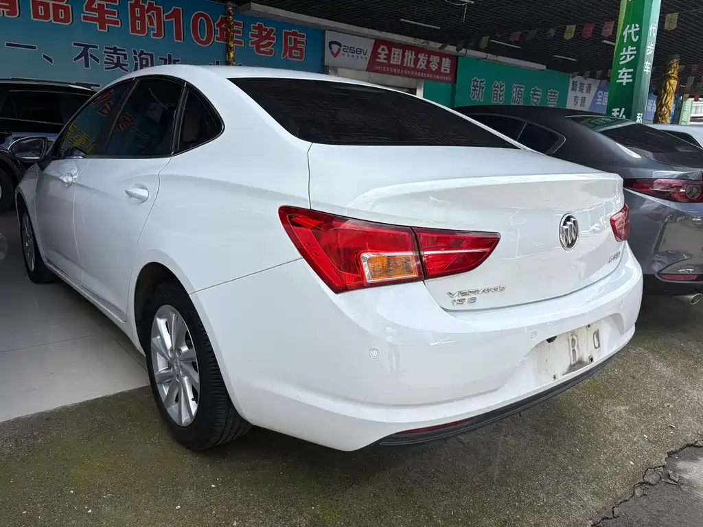 Roewe i5 — миниатюра 9