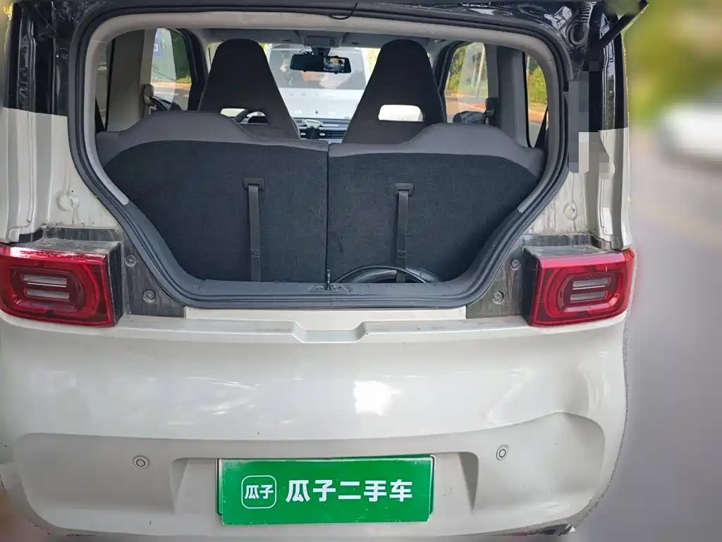 Wuling MINIEV — миниатюра 10