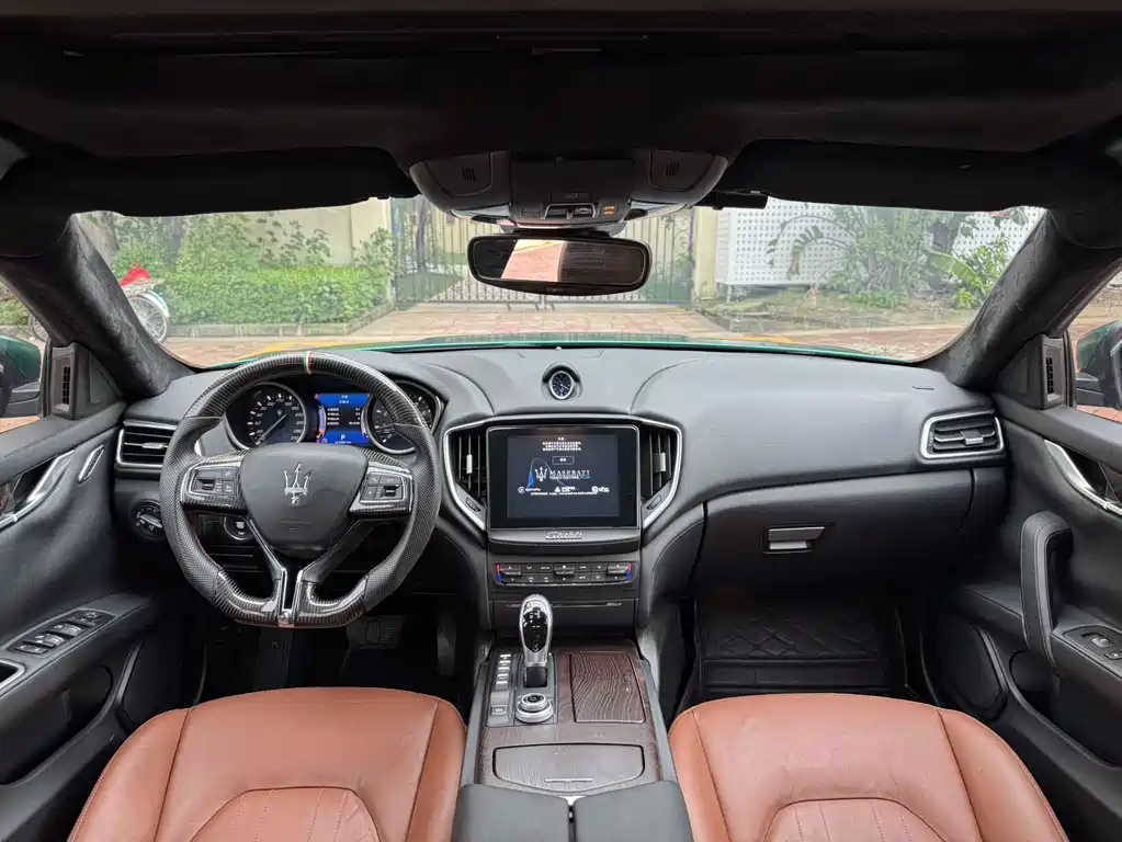 Maserati Ghibli — миниатюра 5