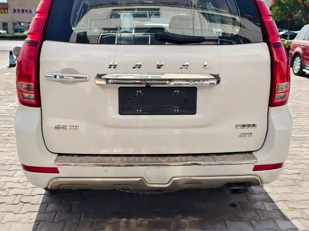 Haval H9 2015 2.0T Luxury 7 мест