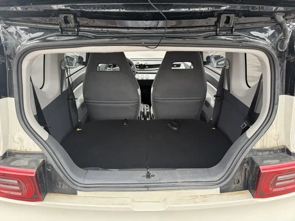 Wuling MINIEV — миниатюра 12