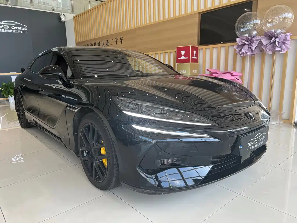 Denza Denza Z9GT — миниатюра 3