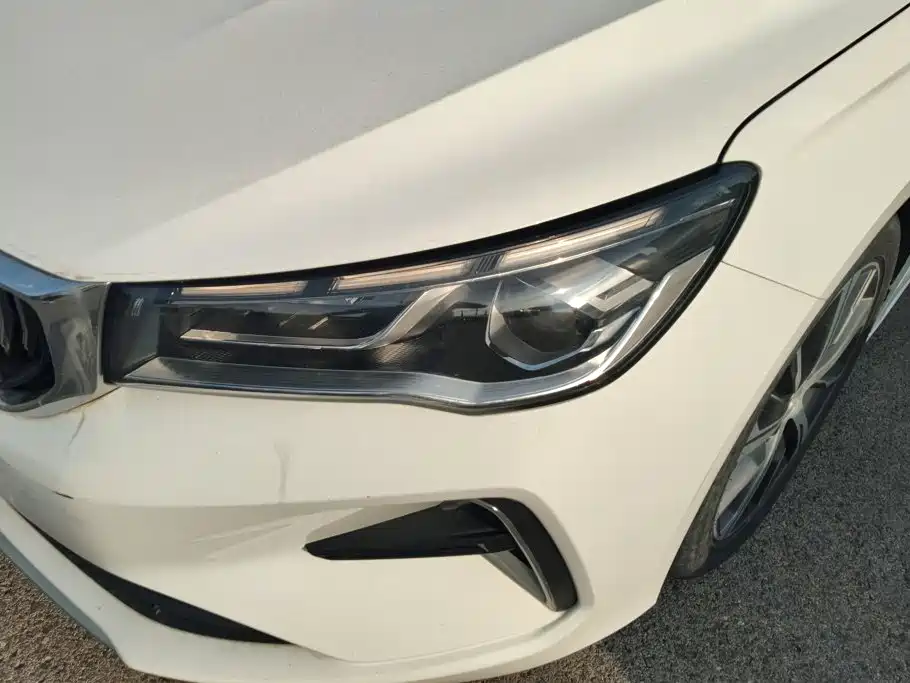 Geely Emgrand — миниатюра 5