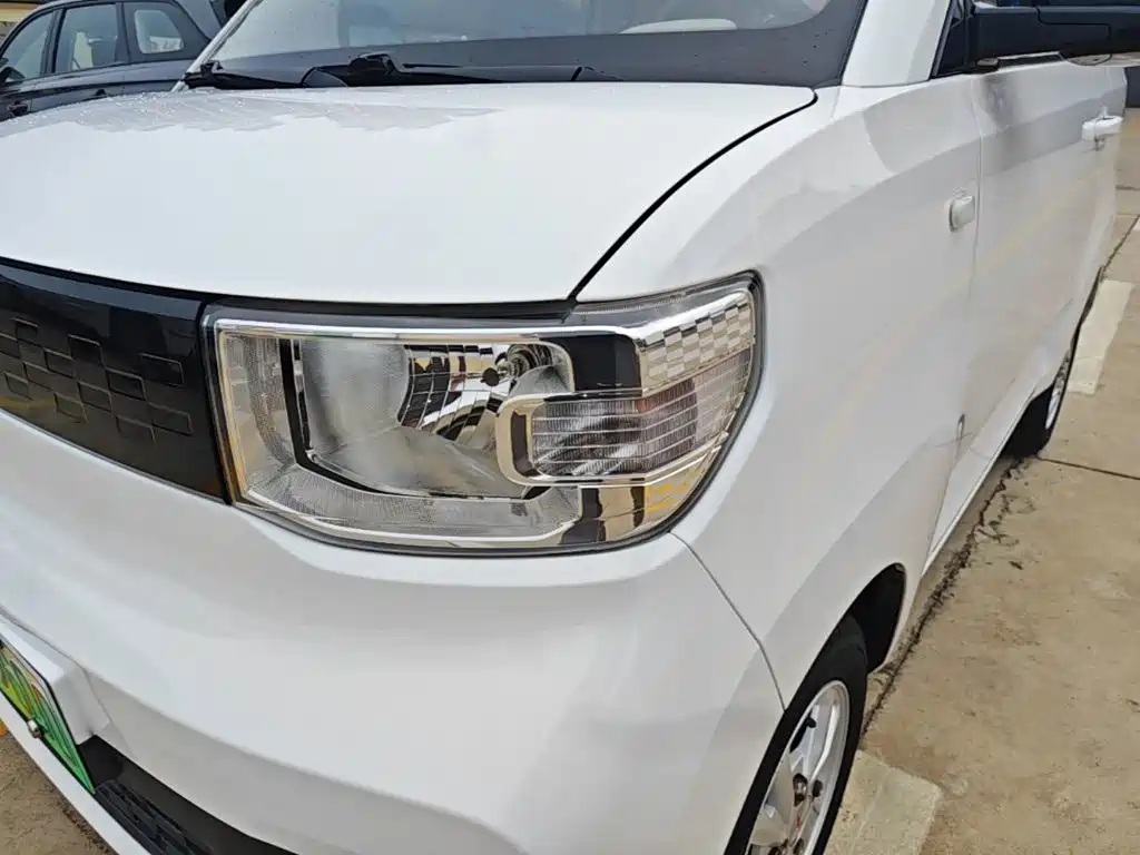 Wuling MINIEV — миниатюра 24