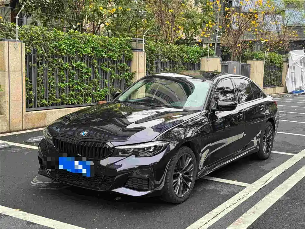 BMW 3 Series 2022