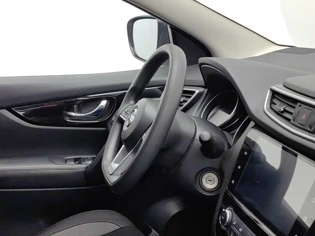 Nissan Qashqai — миниатюра 22