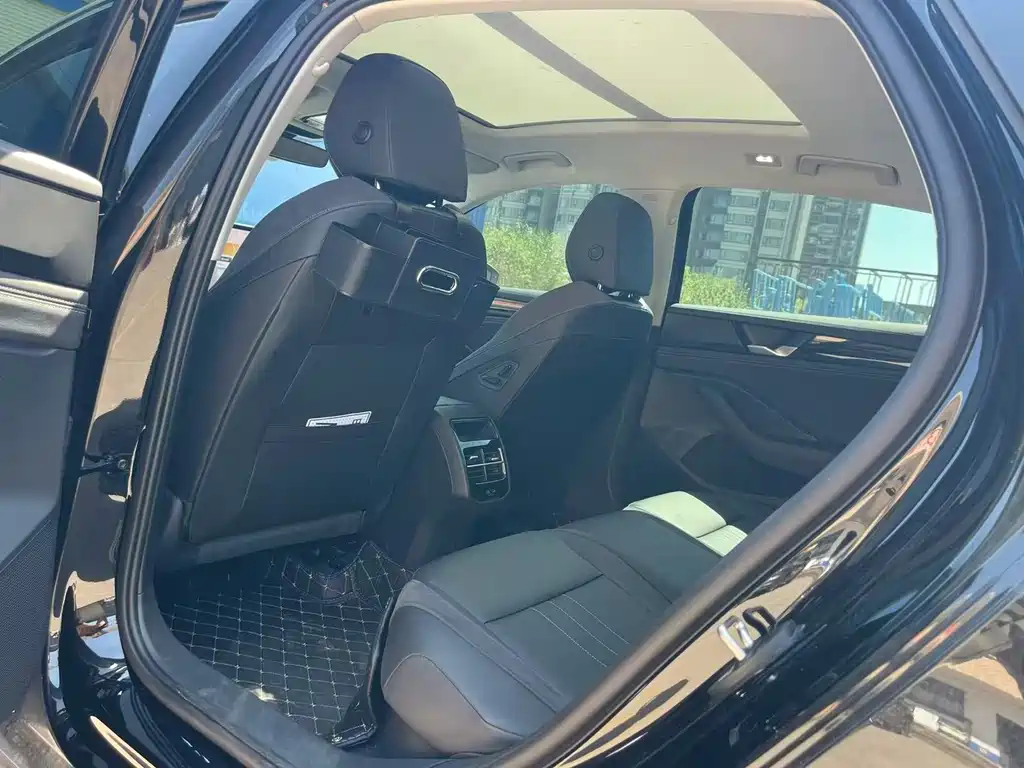 Volkswagen Magotan — миниатюра 7