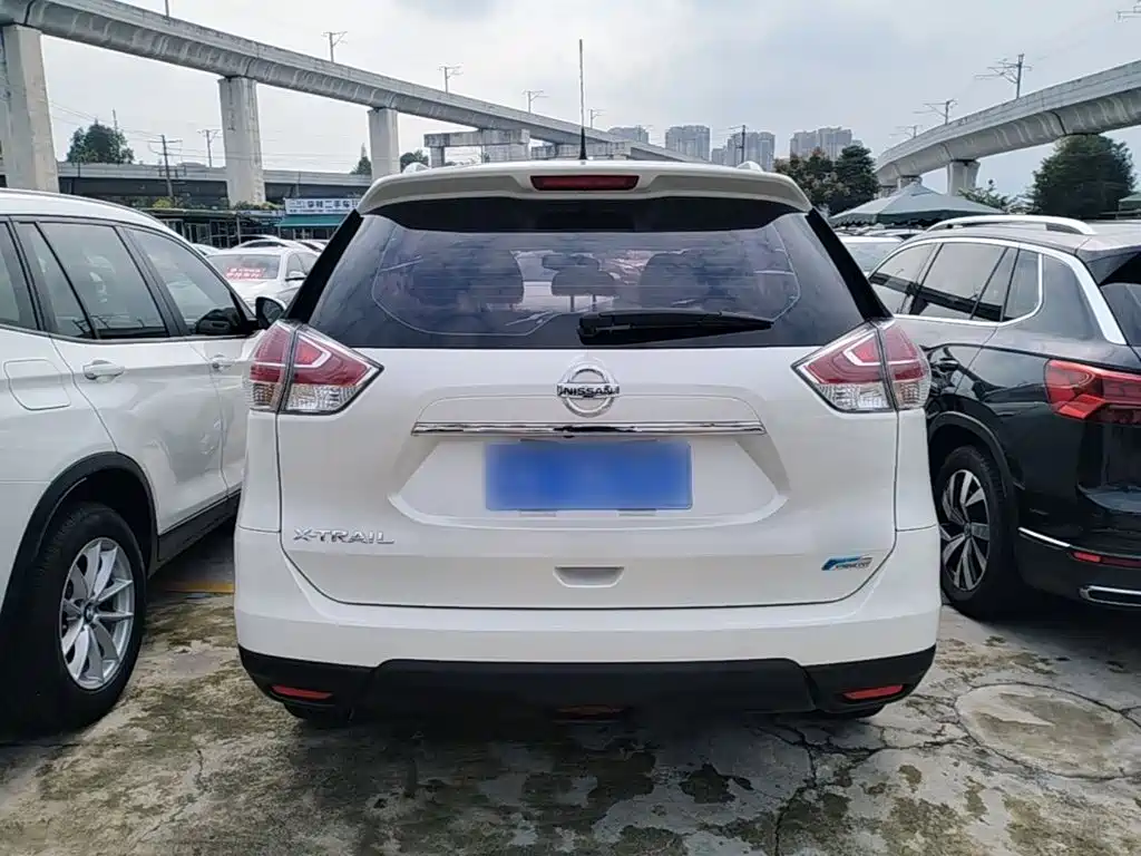 Nissan X-Trail — миниатюра 6