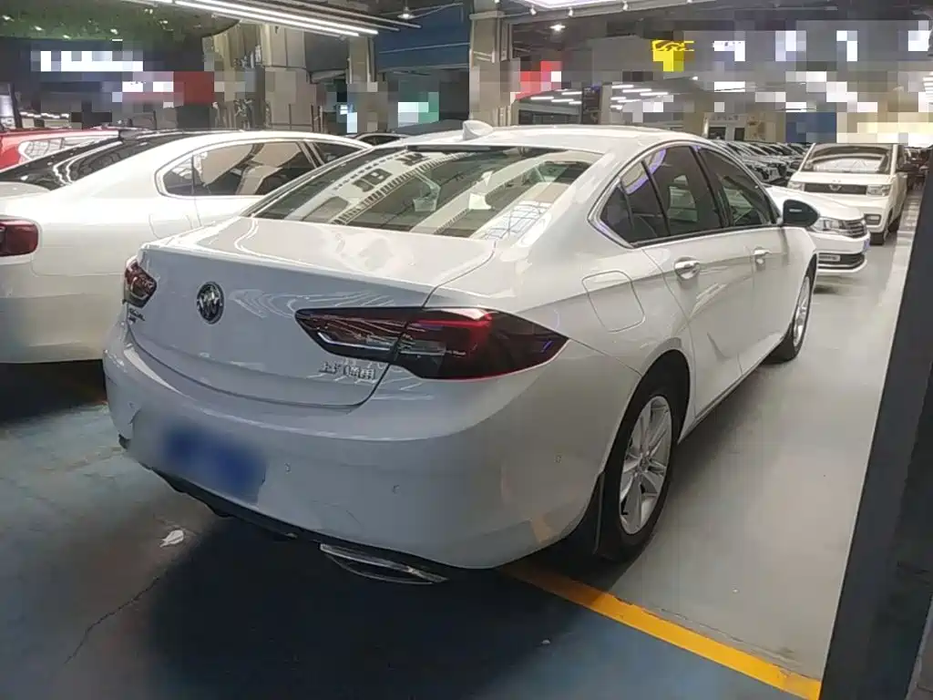 Buick Regal — миниатюра 7
