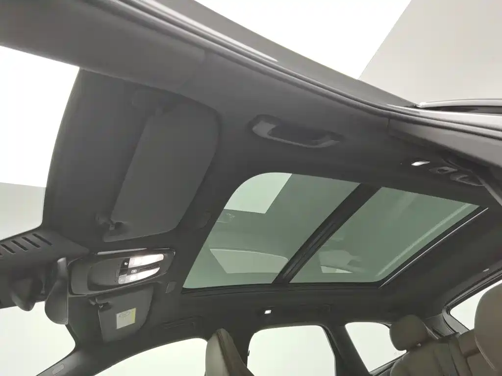 Volvo XC60 — миниатюра 14