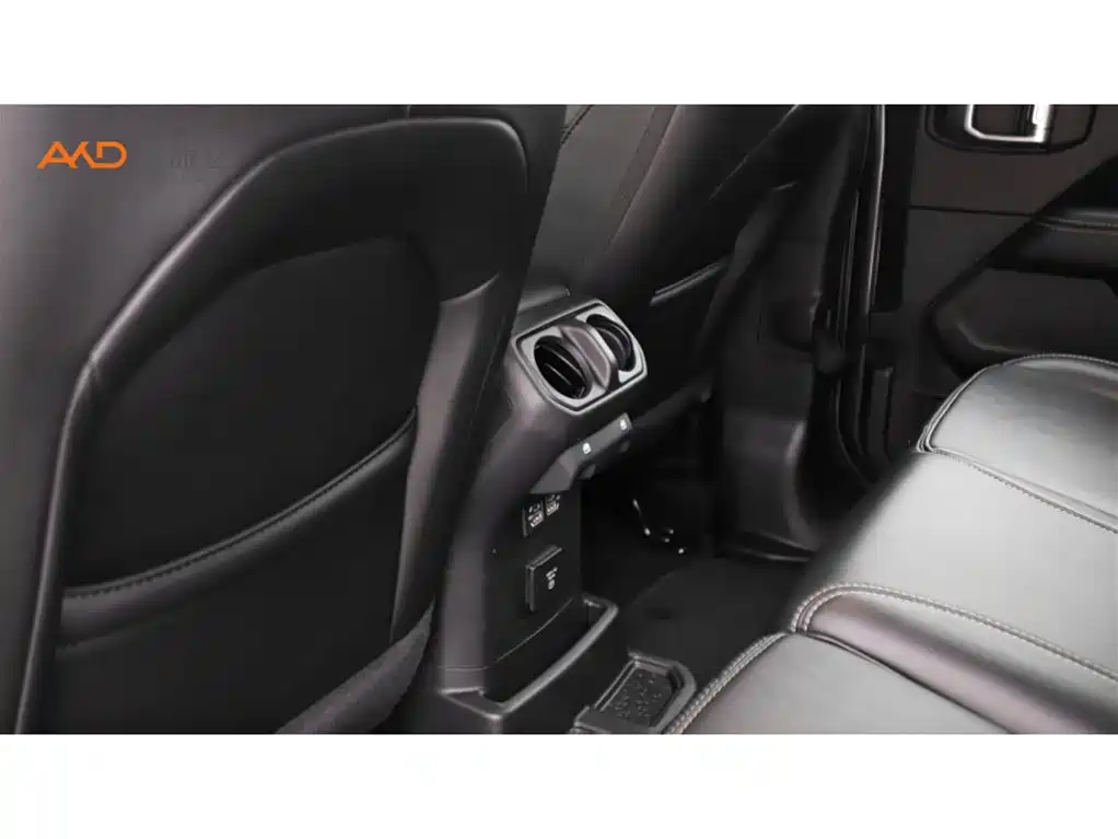 Jeep Wrangler PHEV — миниатюра 9