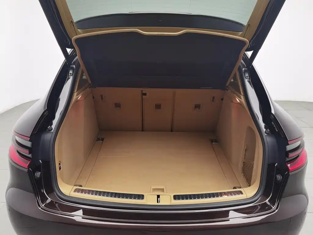 Porsche Macan — миниатюра 16
