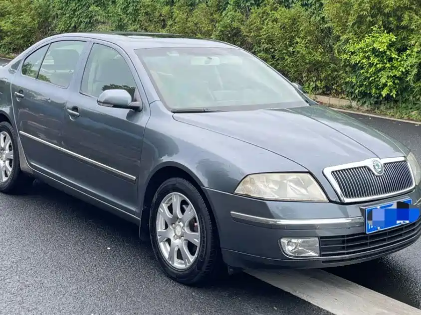 Skoda Octavia 2009 1.6L AT