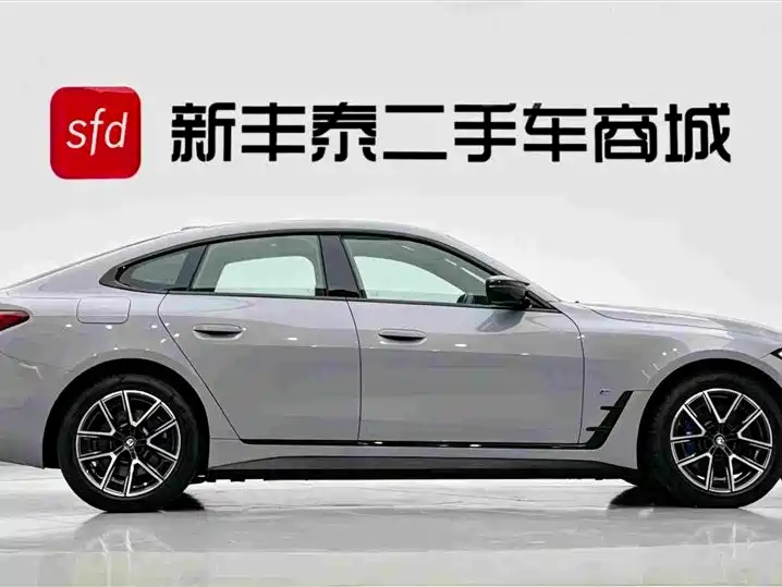 BMW i4 — миниатюра 3