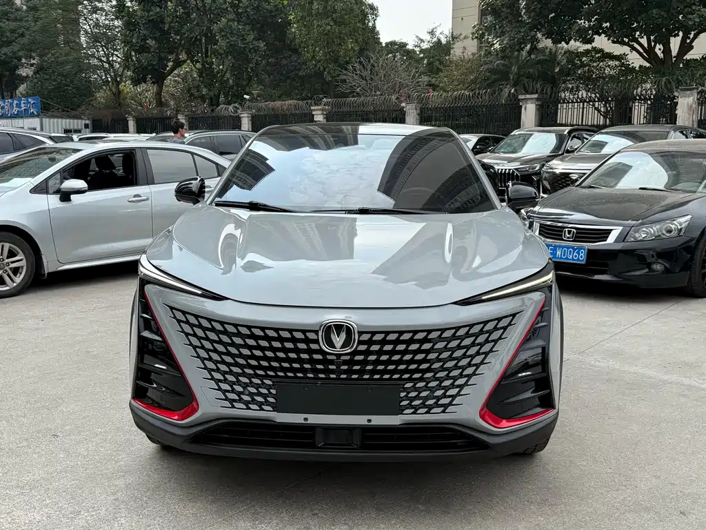 CHANGAN UNI T