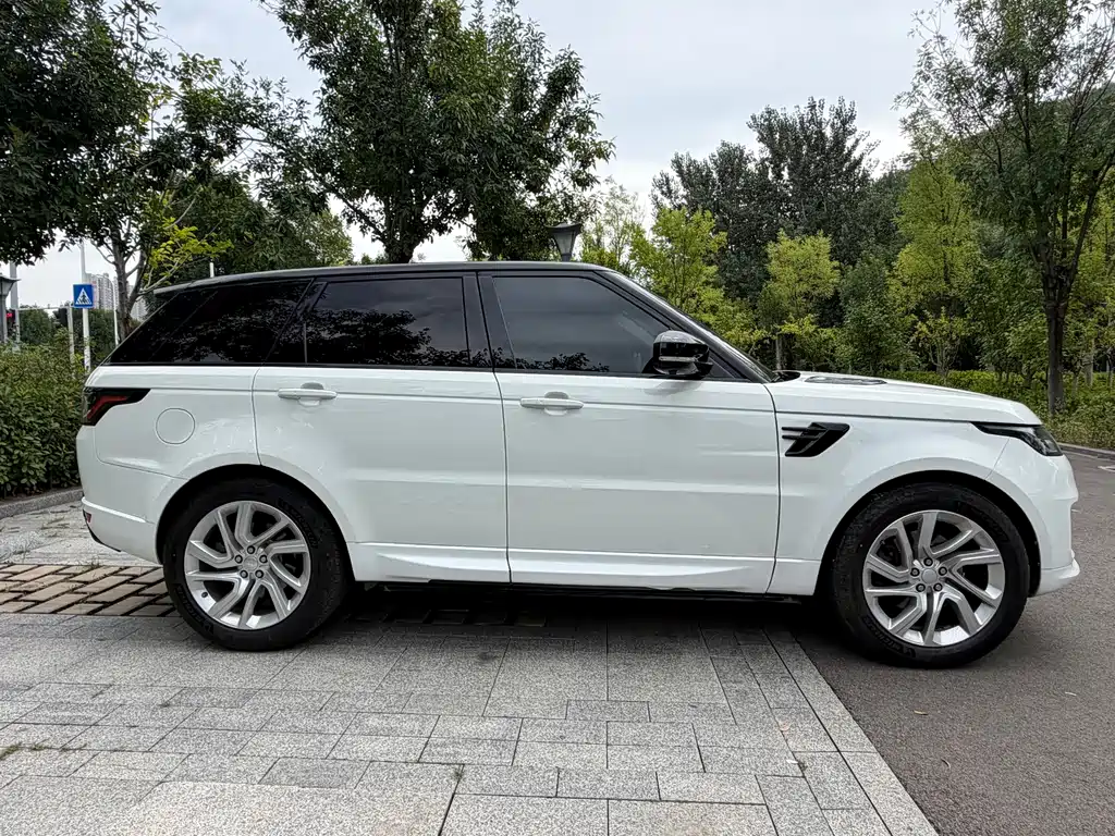 Land Rover Sport — миниатюра 5