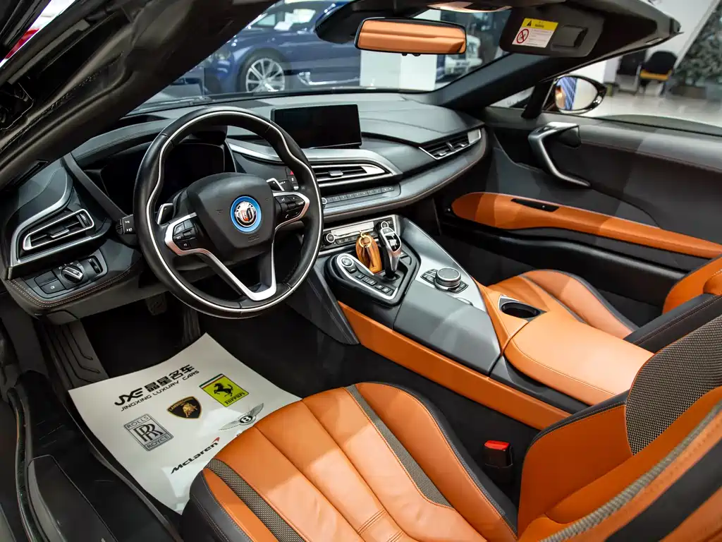 BMW I8