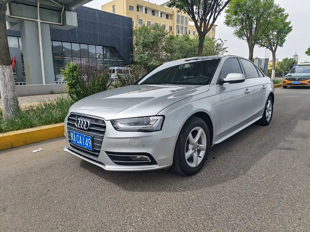 Купить Audi A4L