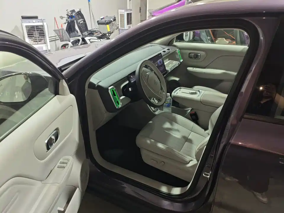 Leapmotor Leapmotor B10 — миниатюра 8