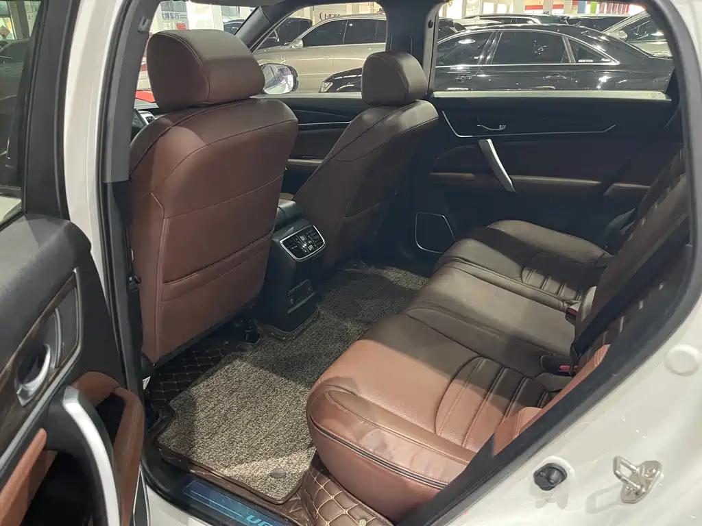Honda UR-V — миниатюра 7