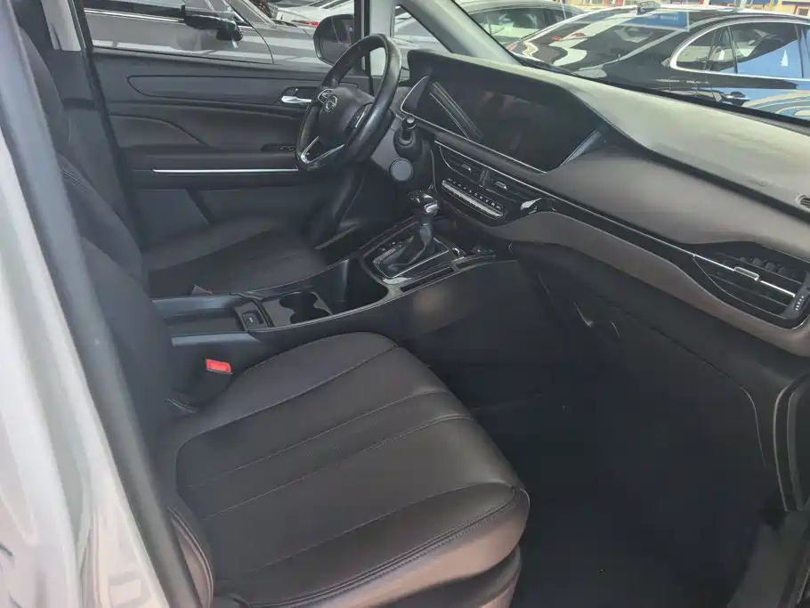 GAC Motor Trumpchi M6 — миниатюра 8