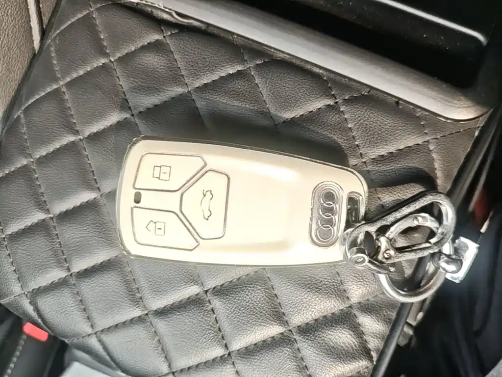 Audi A4L — миниатюра 9