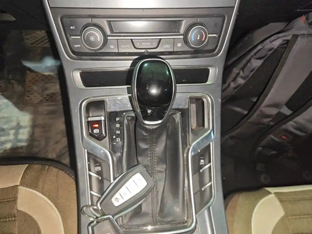 Geely Emgrand — миниатюра 14