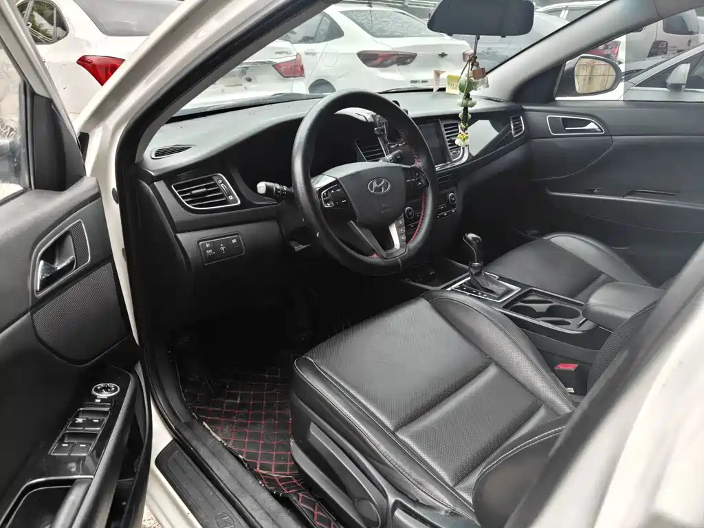 Hyundai Mistra — миниатюра 7