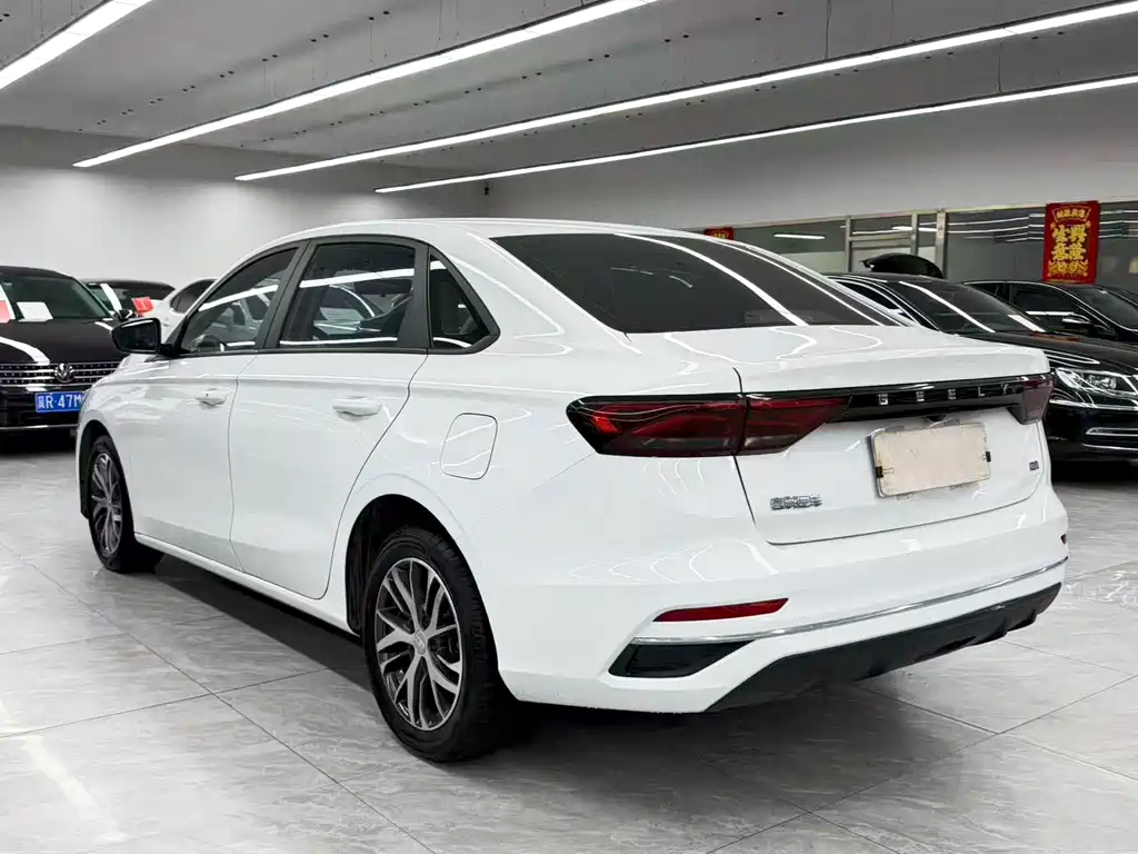 Geely Emgrand — миниатюра 4