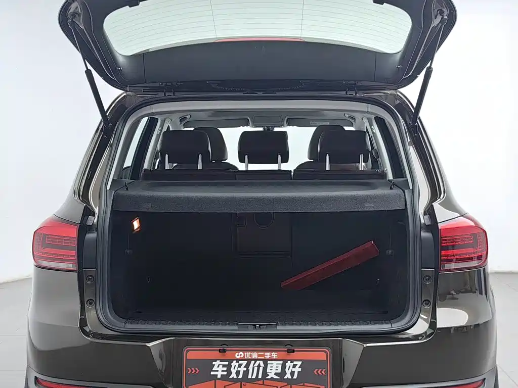 Volkswagen Tiguan — миниатюра 16
