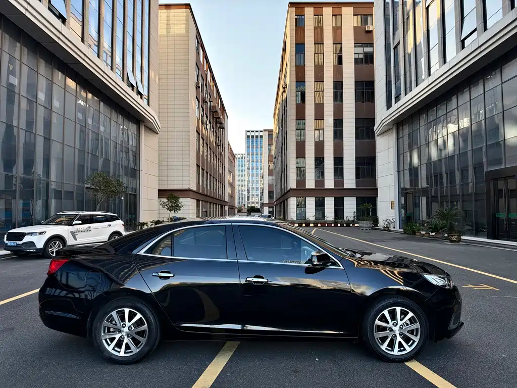 Chevrolet Malibu — миниатюра 4