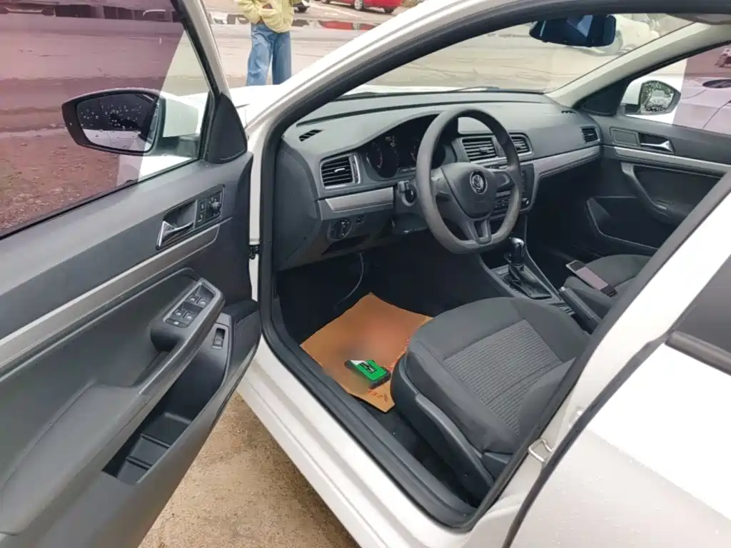 Volkswagen Lavida — миниатюра 16