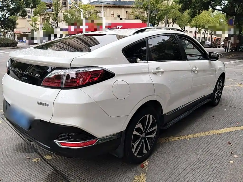 Venucia T90 — миниатюра 7
