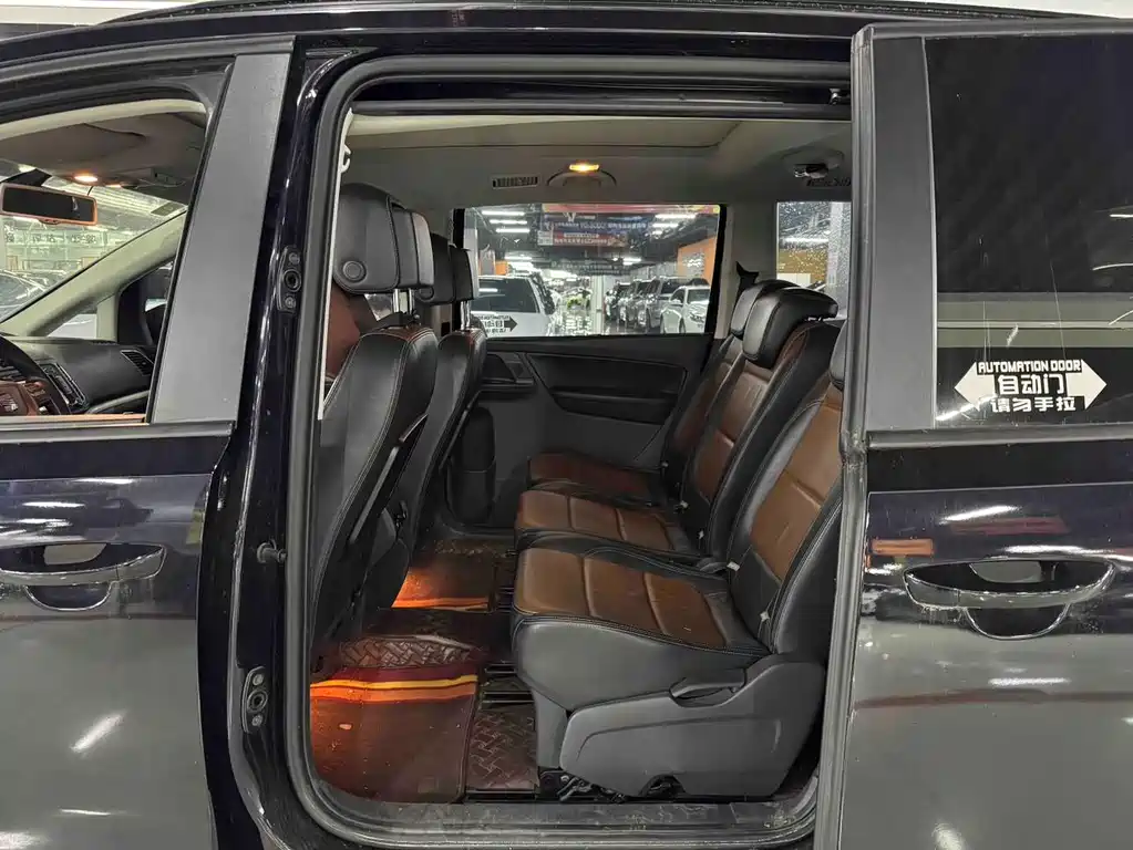 SEAT Alhambra — миниатюра 6