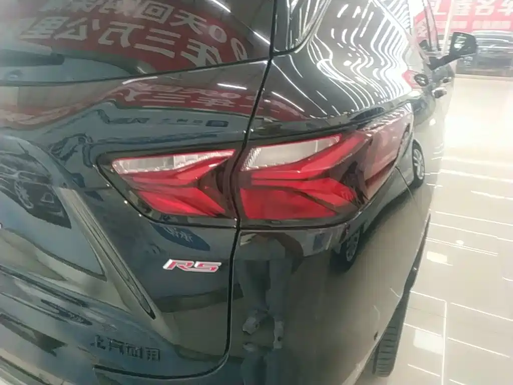 Chevrolet Blazer — миниатюра 8