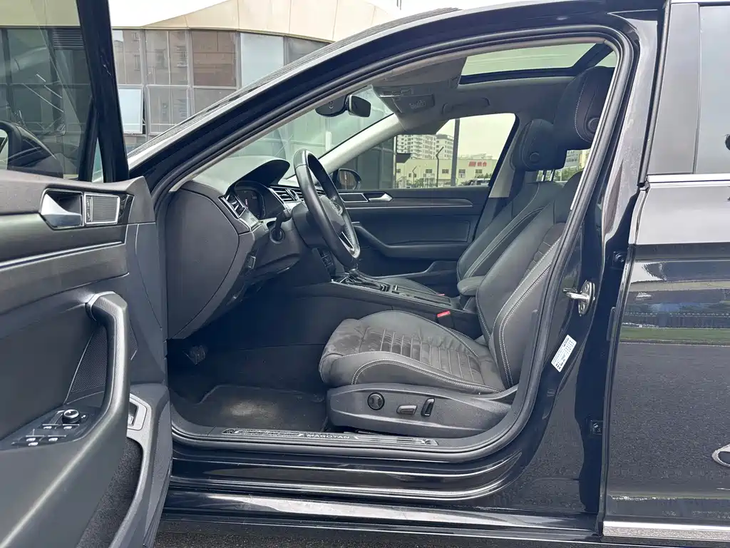 Volkswagen Magotan — миниатюра 4