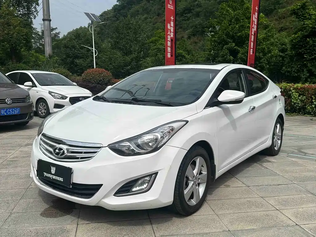 Купить Hyundai Elantra Langdong