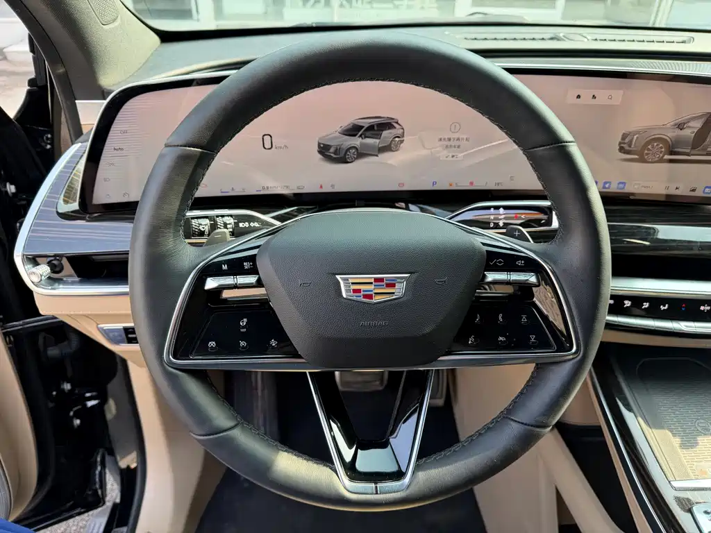 Cadillac XT5 — миниатюра 7
