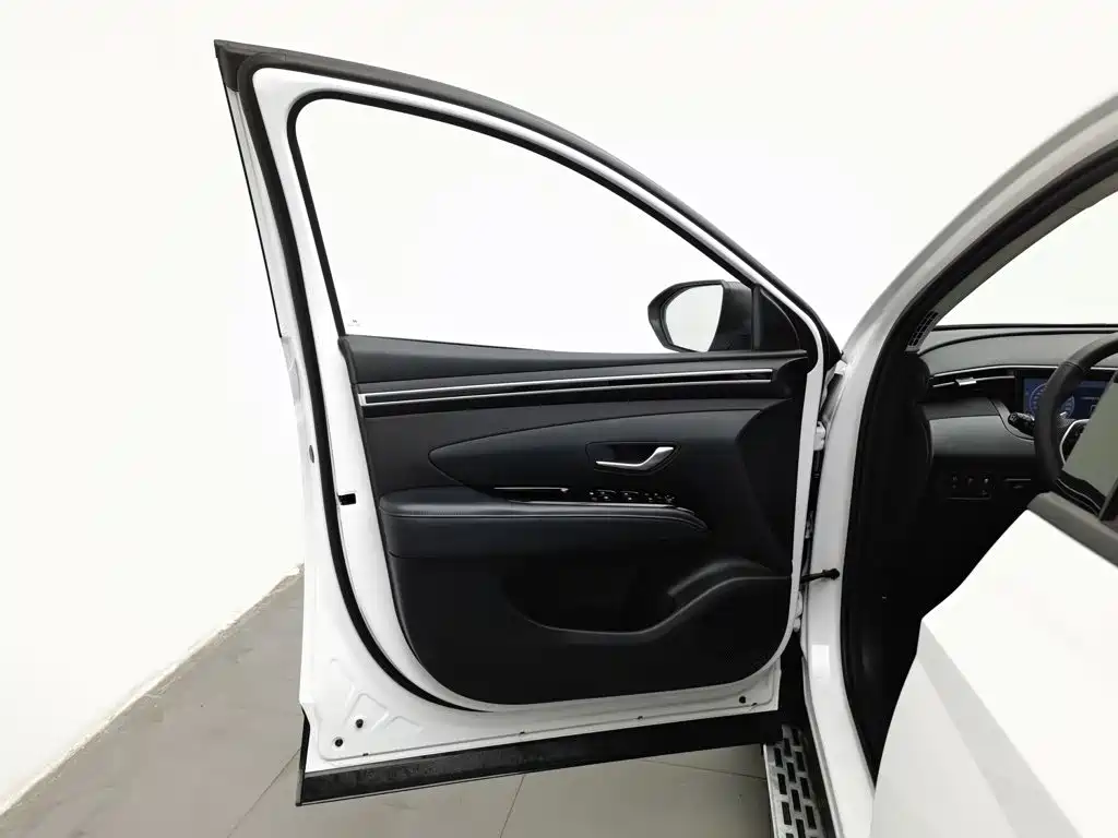 Hyundai Tucson — миниатюра 8