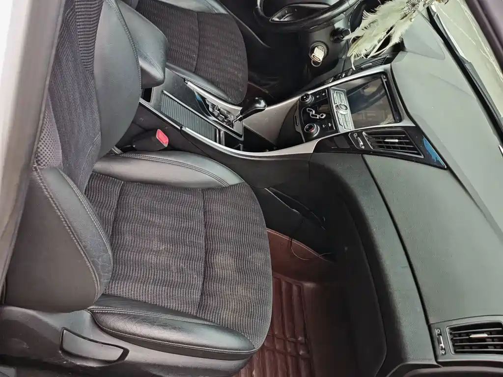 Hyundai Sonata — миниатюра 4