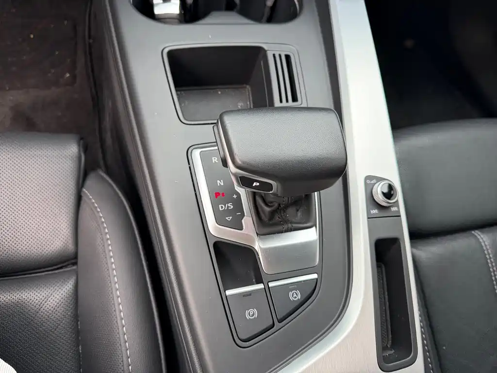 Audi A4L — миниатюра 20