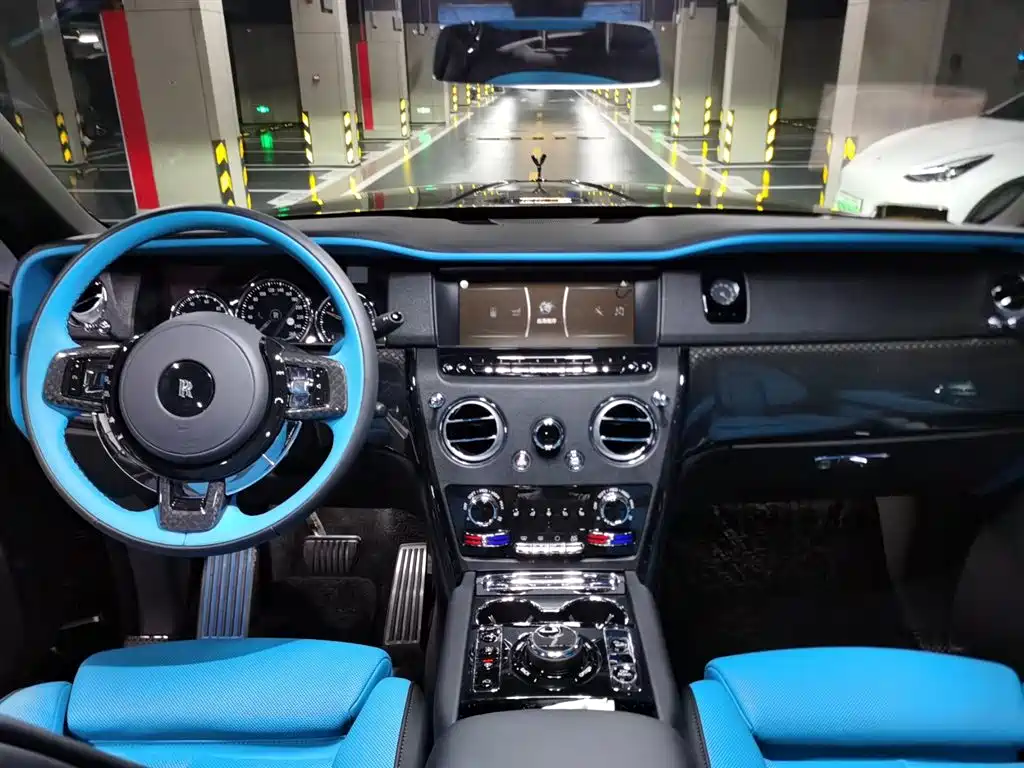 Rolls-Royce Cullinan 2024 Black Badge