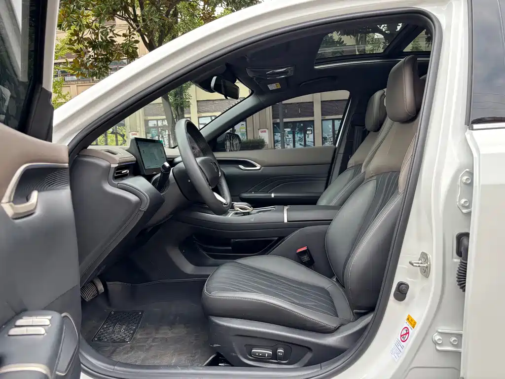 Changan Eado — миниатюра 7