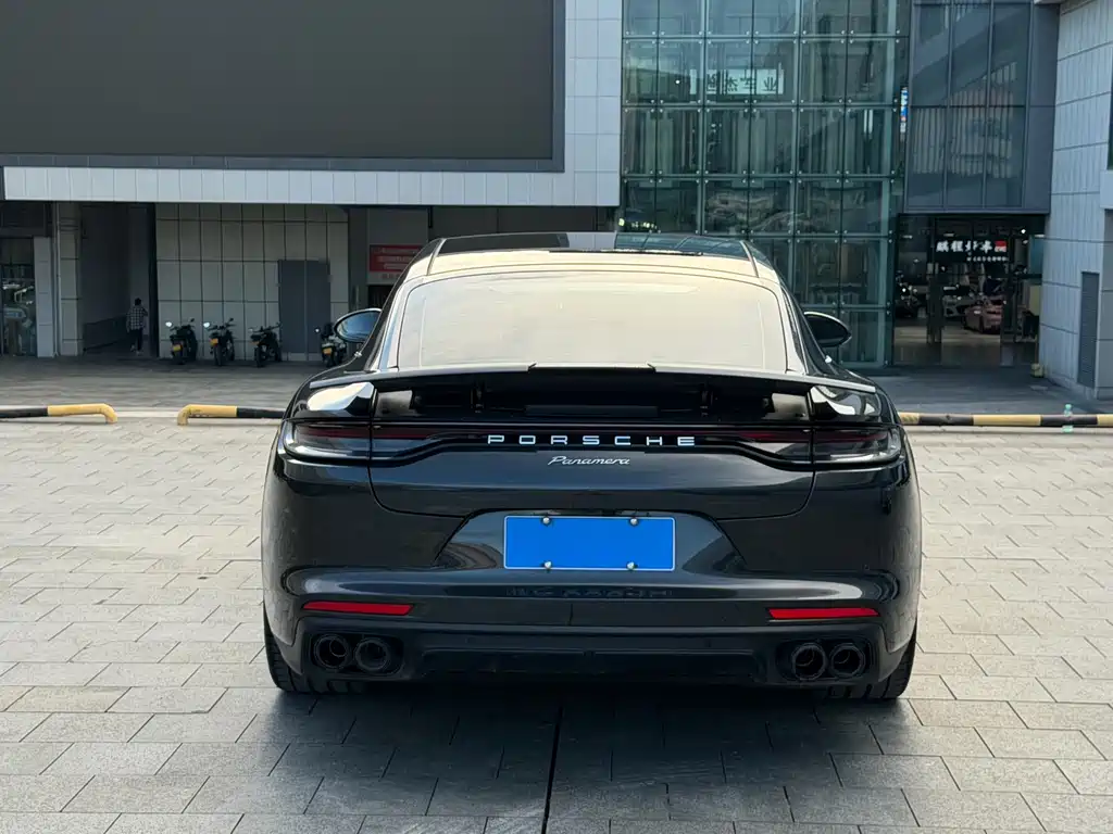 Porsche Panamera — миниатюра 5
